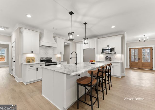 206 Shoals Way, Clarkesville, GA 30523
