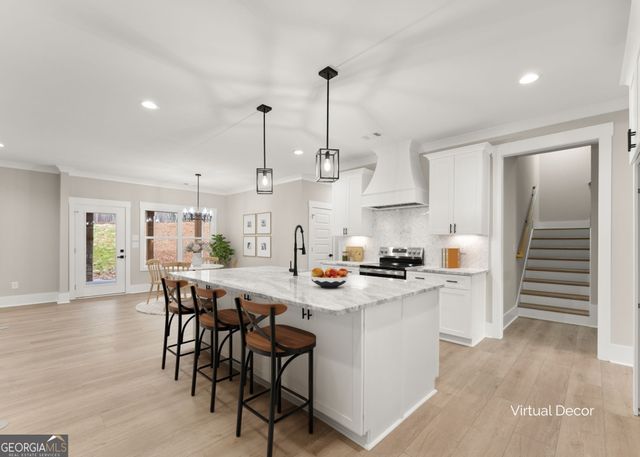 206 Shoals Way, Clarkesville, GA 30523