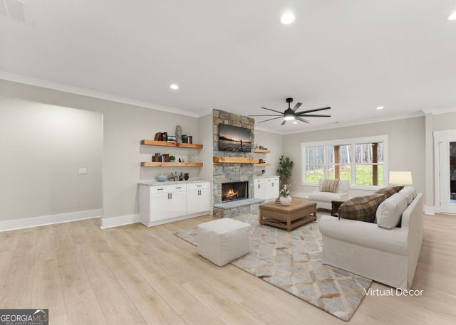 206 Shoals Way, Clarkesville, GA 30523