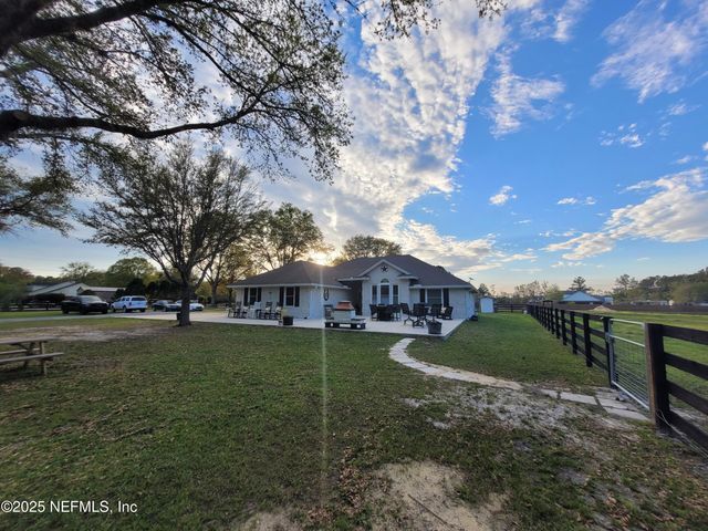 906 COUNTY ROAD 217, Jacksonville, FL 32234