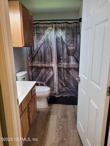 906 COUNTY ROAD 217, Jacksonville, FL 32234