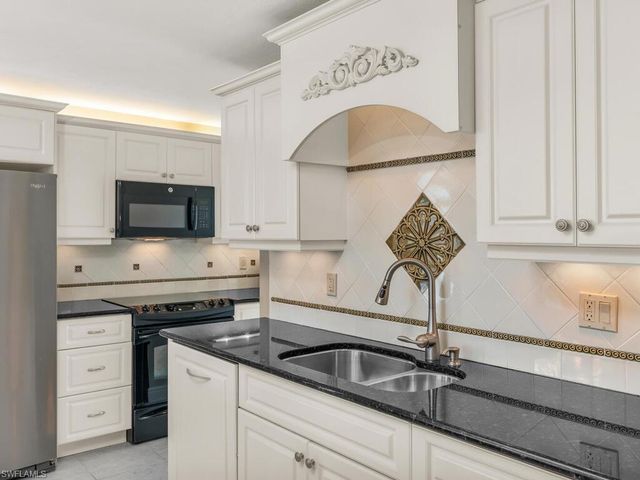 260 Seaview CT 803, Marco Island, FL 34145