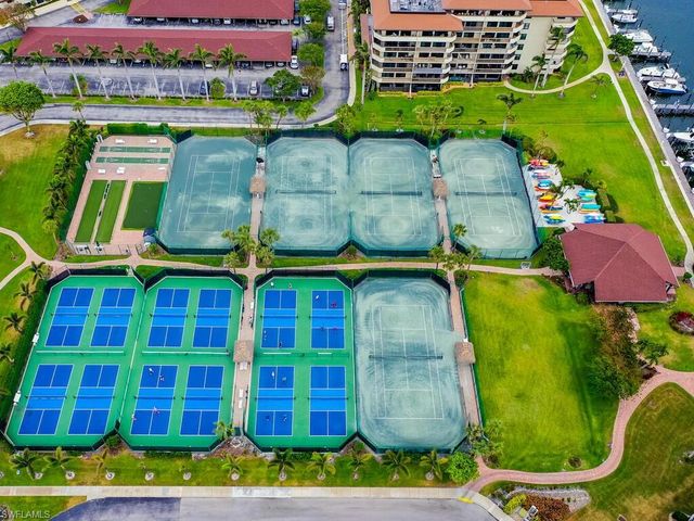 260 Seaview CT 803, Marco Island, FL 34145