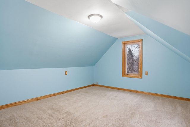 900 Greenvale Avenue W, Northfield, MN 55057