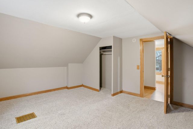 900 Greenvale Avenue W, Northfield, MN 55057