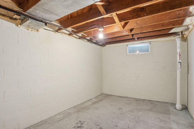 900 Greenvale Avenue W, Northfield, MN 55057