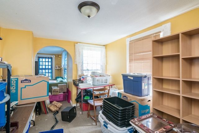 32 Randall Place, Springfield, MA 01108