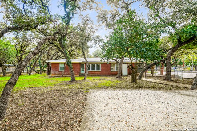 111 Wisteria, San Antonio, TX 78213