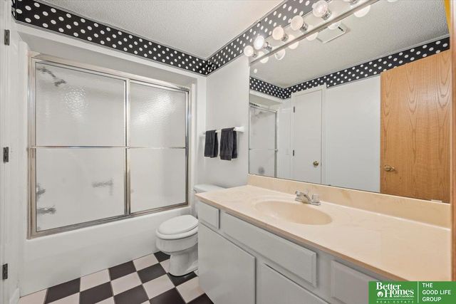 605 Ridge Road N, Council Bluffs, IA 51503