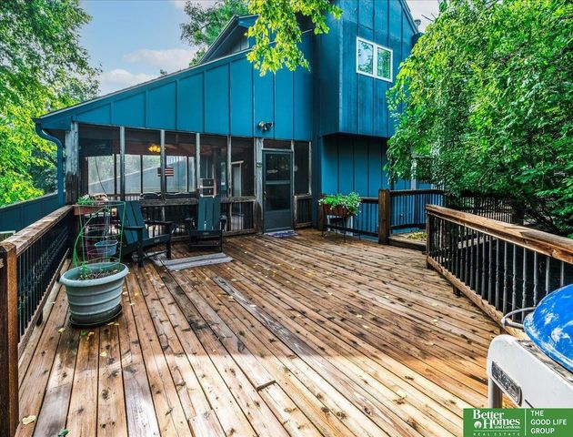 605 Ridge Road N, Council Bluffs, IA 51503