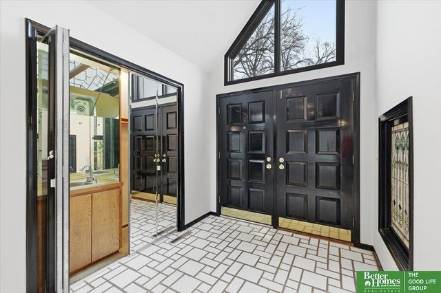 605 Ridge Road N, Council Bluffs, IA 51503