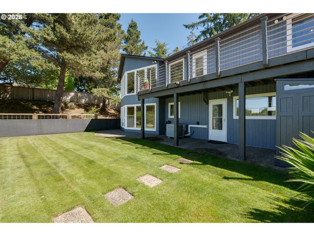 33247 WOOD DUCK Ln, Warrenton, OR 97146