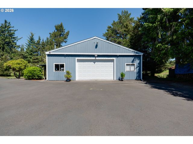 33247 WOOD DUCK Ln, Warrenton, OR 97146