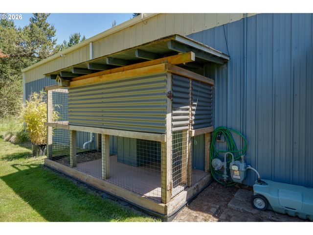 33247 WOOD DUCK Ln, Warrenton, OR 97146