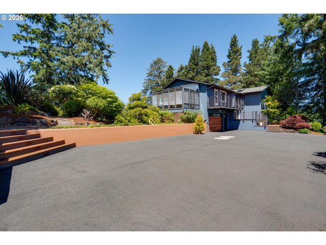 33247 WOOD DUCK Ln, Warrenton, OR 97146