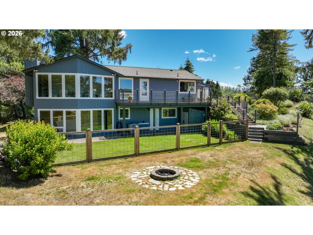 33247 WOOD DUCK Ln, Warrenton, OR 97146
