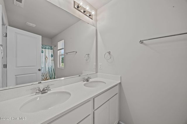 4921 Abbington Oaks Way SE, Southport, NC 28461