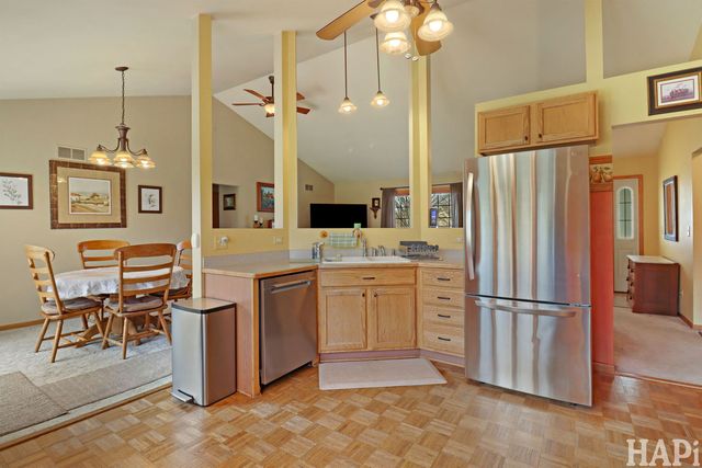 3800 Twin Oaks Drive, Wonder Lake, IL 60097