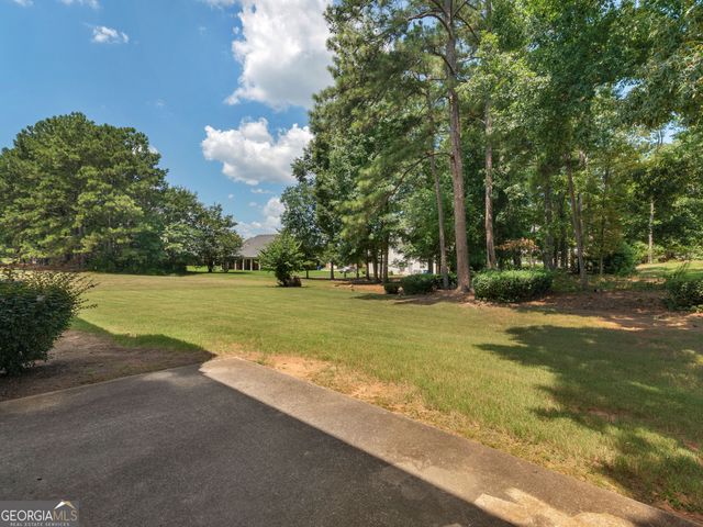 1224 Saxony Drive SE, Conyers, GA 30013