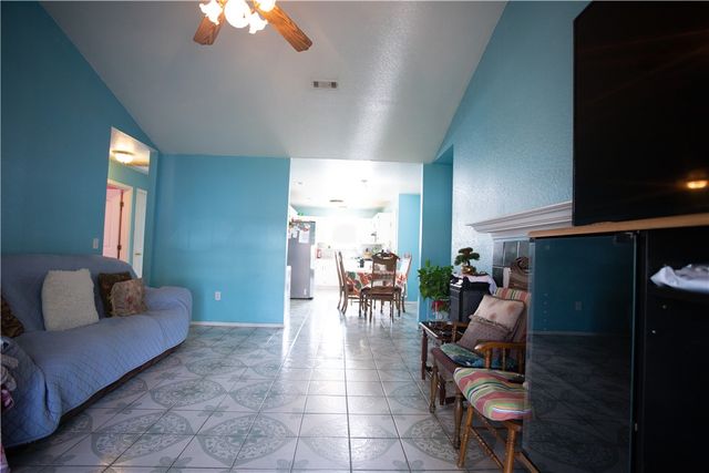 2108 S F Street, Rogers, AR 72758