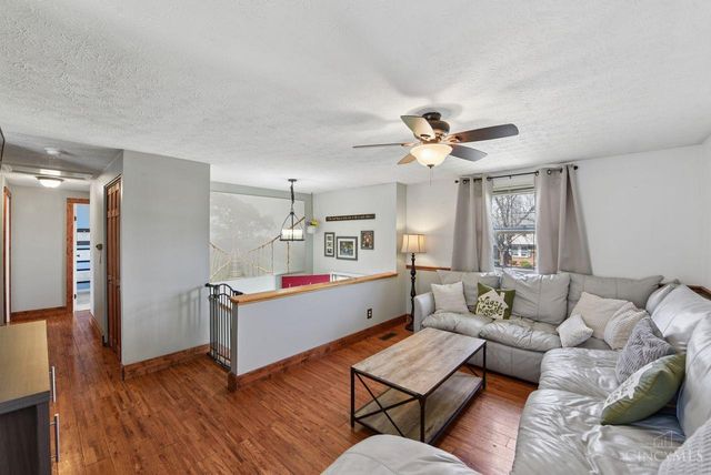 130 Country View Drive, Harrison, OH 45030