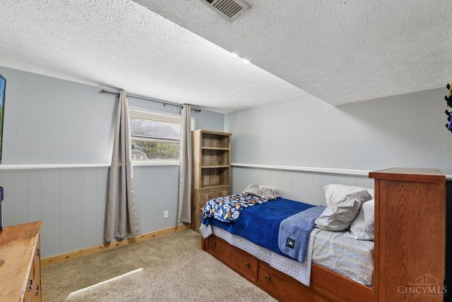 130 Country View Drive, Harrison, OH 45030