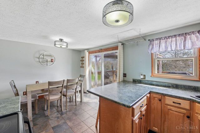 130 Country View Drive, Harrison, OH 45030