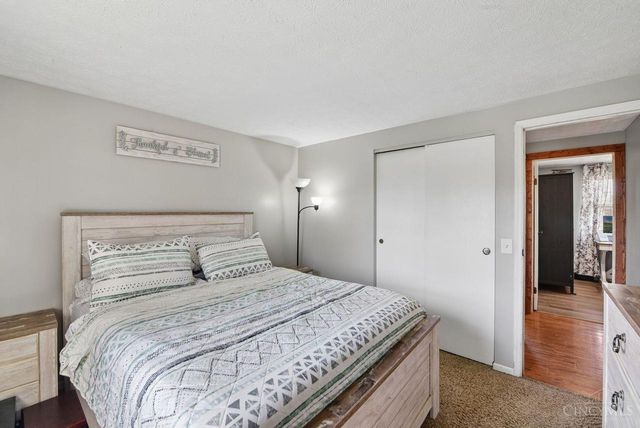 130 Country View Drive, Harrison, OH 45030