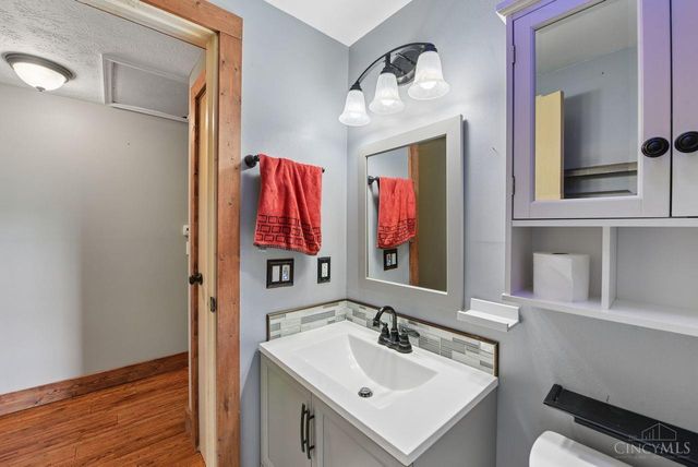 130 Country View Drive, Harrison, OH 45030