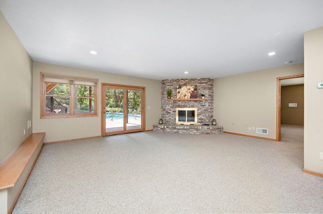 17615 Xenia Street NW, Andover, MN 55304