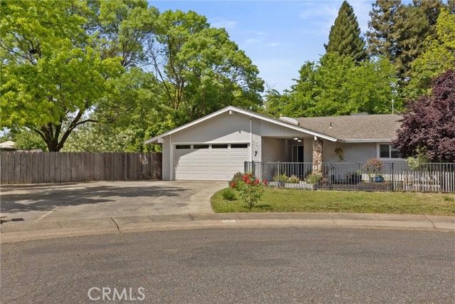 7 Jenny, Chico, CA 95926