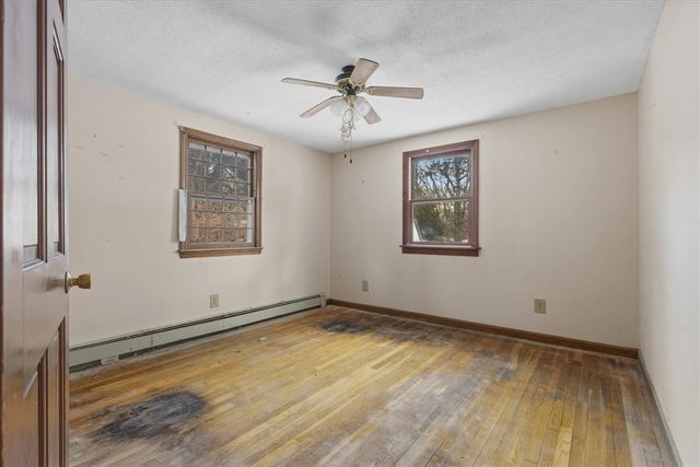 36 Lakewood Dr, Harwich, MA 02645