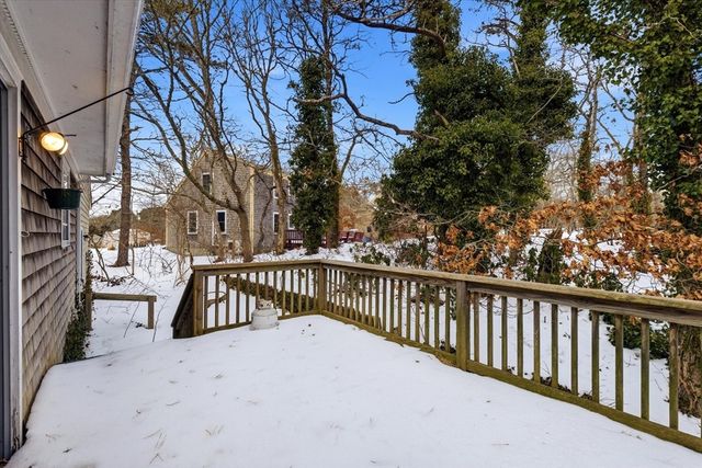 36 Lakewood Dr, Harwich, MA 02645