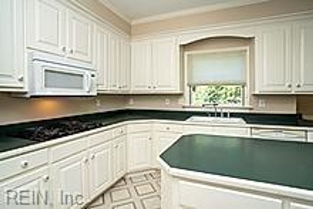 4636 Church Point PL, Virginia Beach, VA 23455