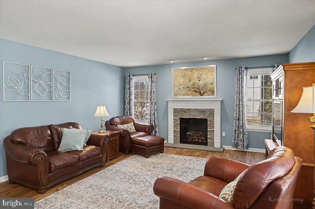 4533 DEEP CREEK WAY, Doylestown, PA 18902