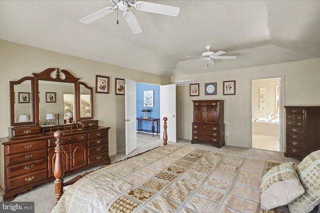 4533 DEEP CREEK WAY, Doylestown, PA 18902