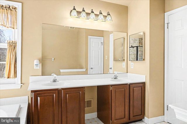 4533 DEEP CREEK WAY, Doylestown, PA 18902