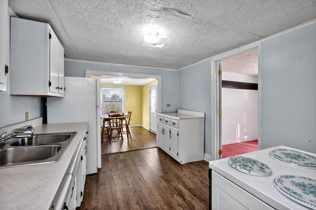 935 Keenon Road, Harrodsburg, KY 40330