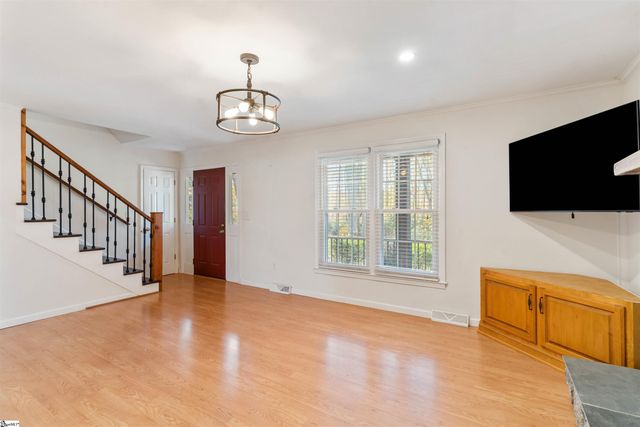 112 Stephens Circle, Piedmont, SC 29673