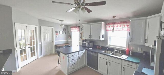 25 SILTSTONE DR, Dover, DE 19901