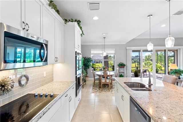 1646 Segovia Circle, Vero Beach, FL 32966