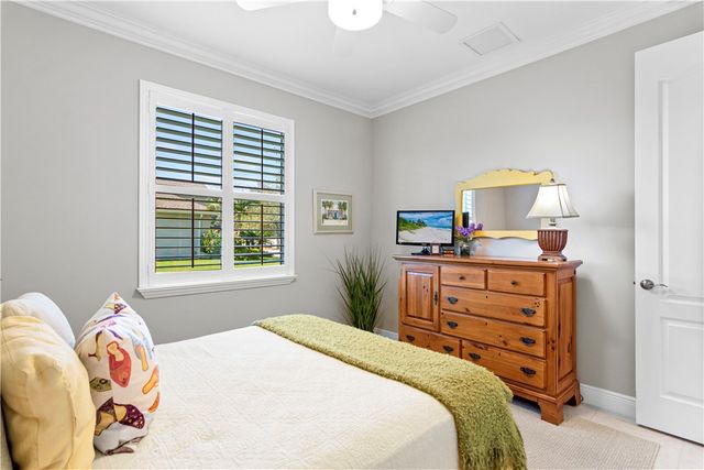 1646 Segovia Circle, Vero Beach, FL 32966