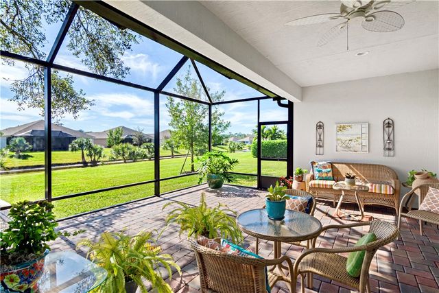 1646 Segovia Circle, Vero Beach, FL 32966