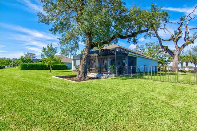 1646 Segovia Circle, Vero Beach, FL 32966