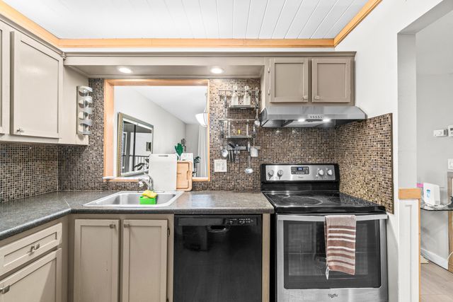 5370 LAS VERDES Circle 209, Delray Beach, FL 33484