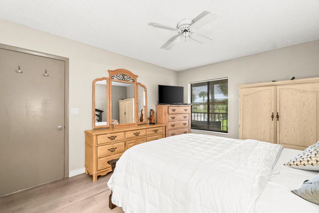 5370 LAS VERDES Circle 209, Delray Beach, FL 33484