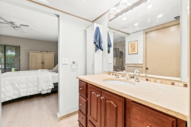 5370 LAS VERDES Circle 209, Delray Beach, FL 33484
