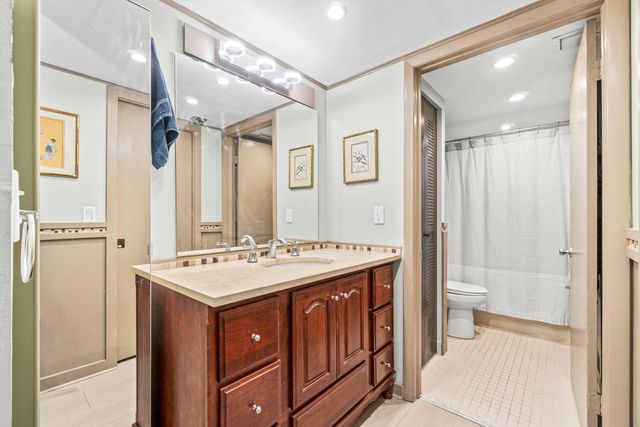 5370 LAS VERDES Circle 209, Delray Beach, FL 33484