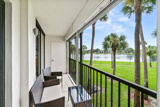 5370 LAS VERDES Circle 209, Delray Beach, FL 33484