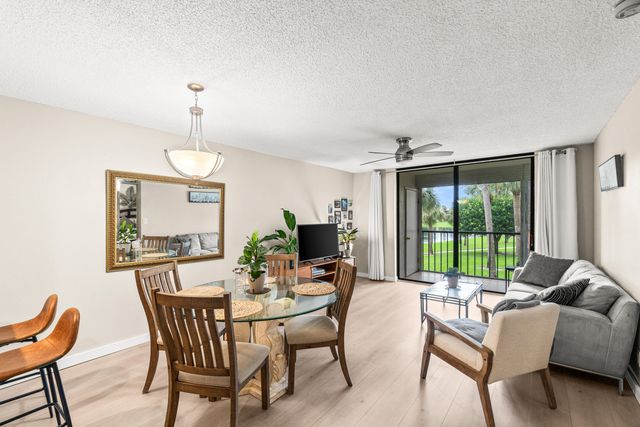 5370 LAS VERDES Circle 209, Delray Beach, FL 33484